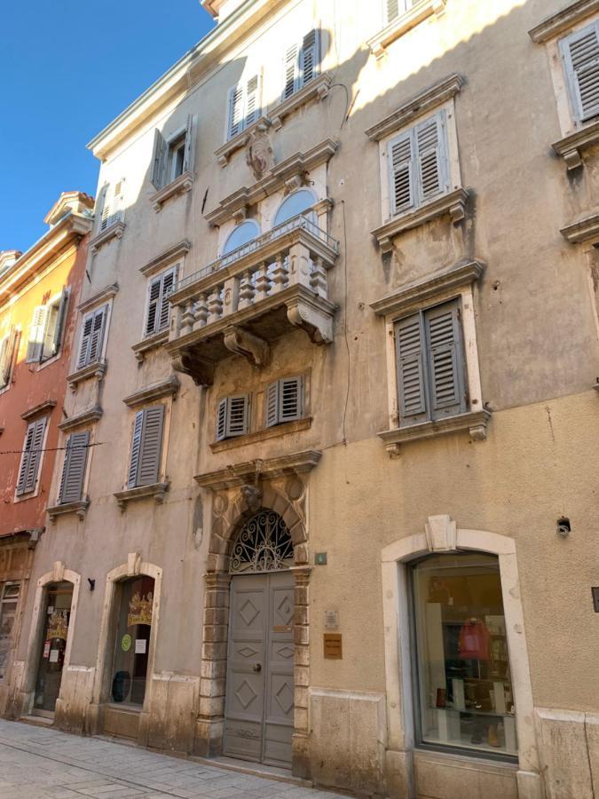 Mimi Carera Apartment & Room Rovinj Bagian luar foto